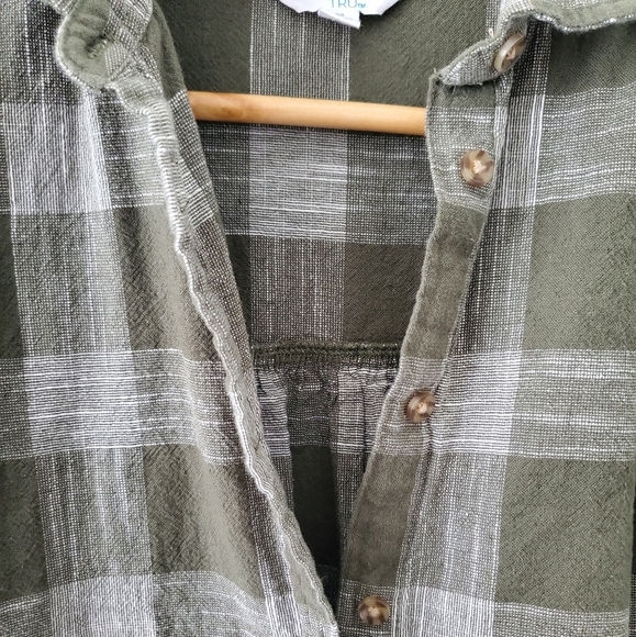 Linen/Cotton Gingham Button-Up Top - Picture 5 of 9